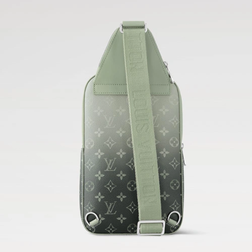 M11702 Avenue Slingbag