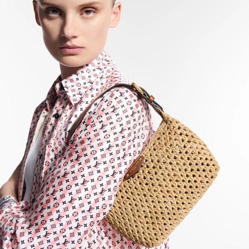M14304 Hills Pochette