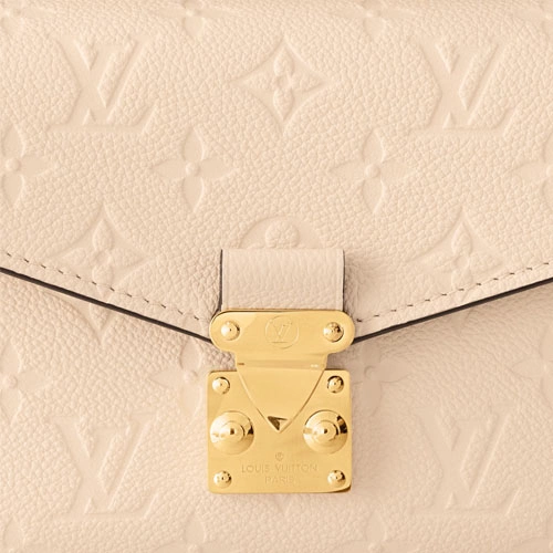 M22942 Pochette Metis East West