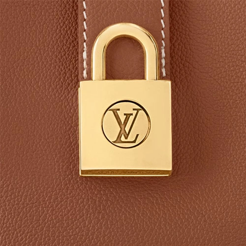 M24885 Low Key Shoulder Bag Brown