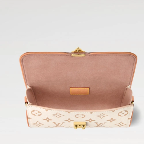 M26583 Pochette Camille