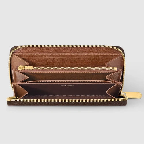 M42616 Zippy Wallet Brown