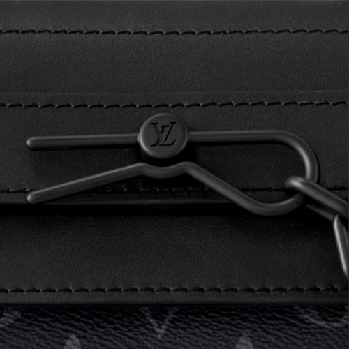M46953 LV Steamer PM Monogram