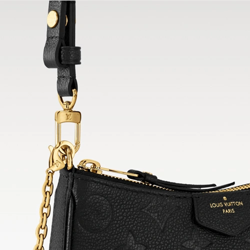 M80349 Easy Pouch On Strap