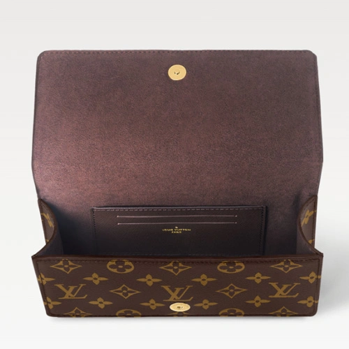 M82509 Wallet On Chain Lily