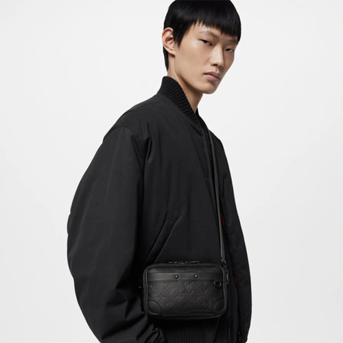 M82544 Alpha Wearable Wallet