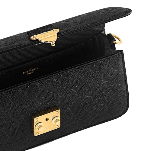 M82637 Wallet On Chain Metis Black