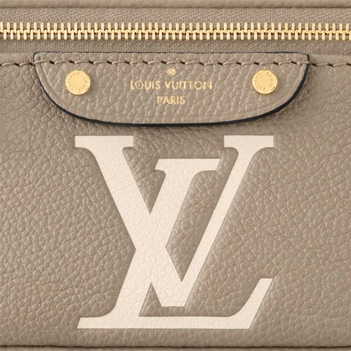 M83219 Mini Bumbag Cream
