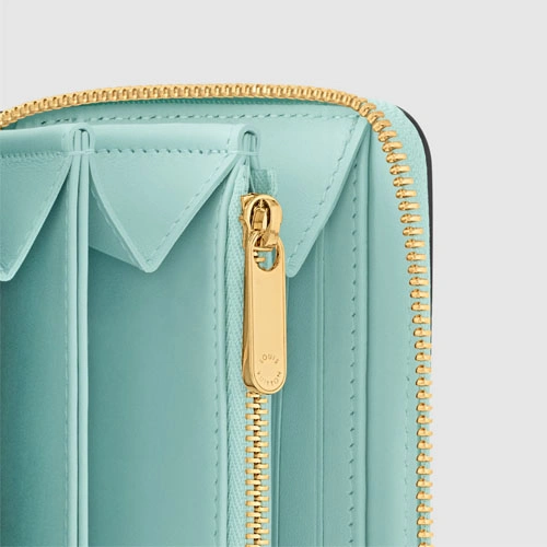 M83489 Zippy Wallet Mineral Blue
