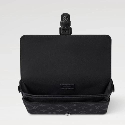M83567 Montsouris Wearable Wallet