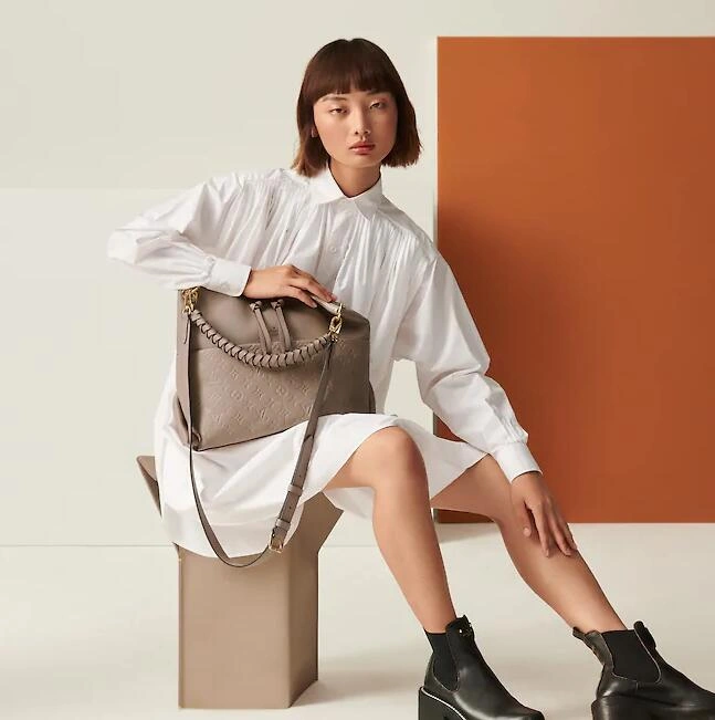MAIDA HOBO M45523