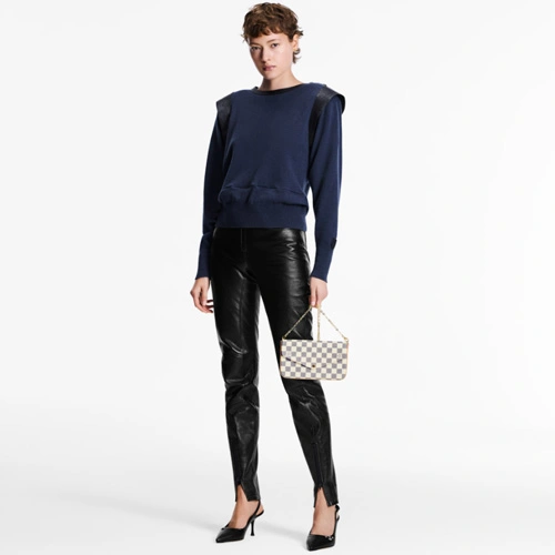 N40491 Félicie Pochette