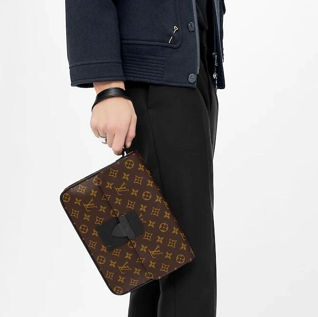 S LOCK A4 POUCH M80560