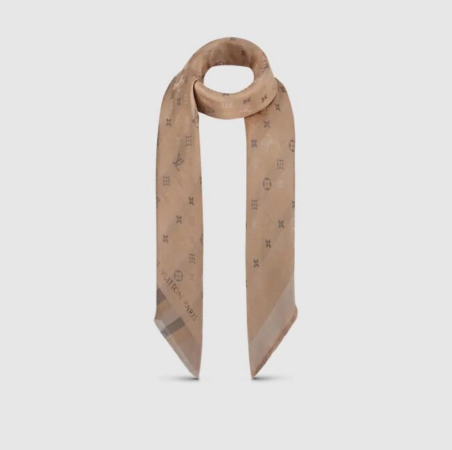 So Shine Monogram Shawl M76337