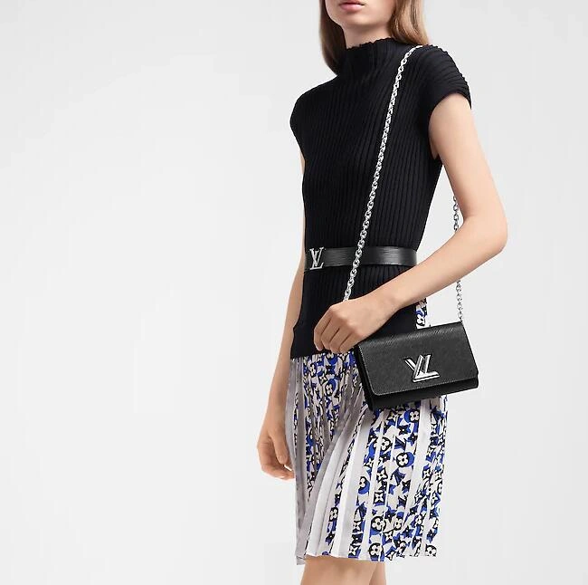 TWIST CHAIN WALLET M62038