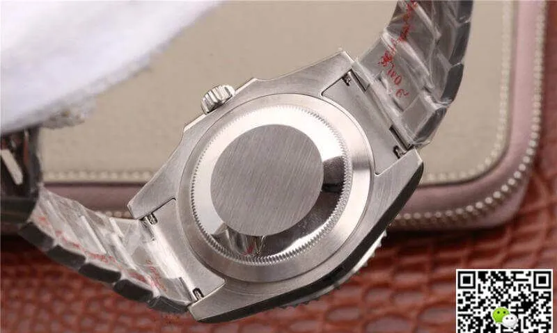 Rolex Submariner Date 116610LV Green Ceramic Noob Factory Replica Watch 1:1 Best Edition Swiss ETA3135