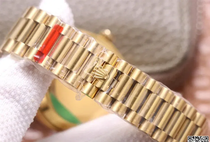 Rolex Day Date M228348RBR-0001 EW Factory 1:1 Best Edition Replica Watch Diamond Bezel