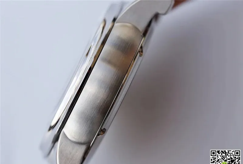 Roger Dubuis Hommage RDDBHO0562 JB Factory 1:1 Best Edition Replica Watch Silver Bezel