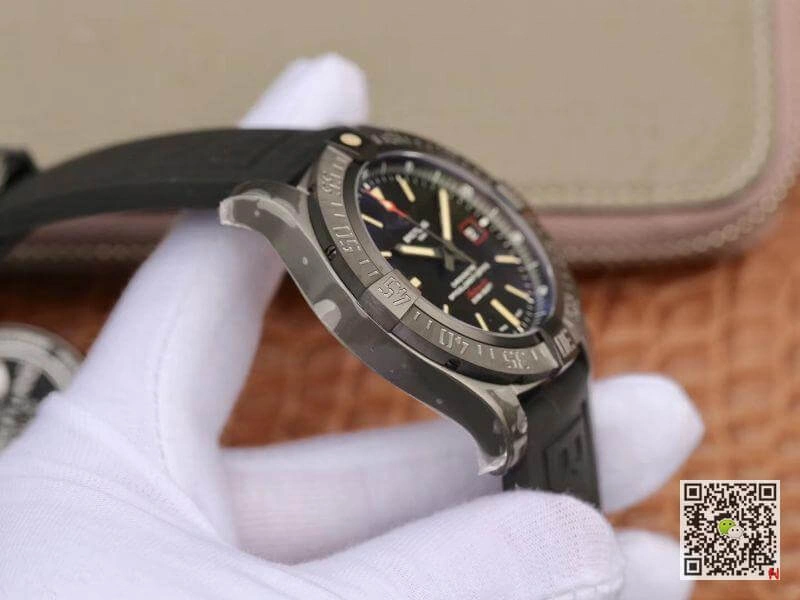 Breitling Avenger Blackbird 44 mm V173311 GF Factory V4 Version Men Watches 1:1 Best Edition Replica Watch Swiss ETA2824-2