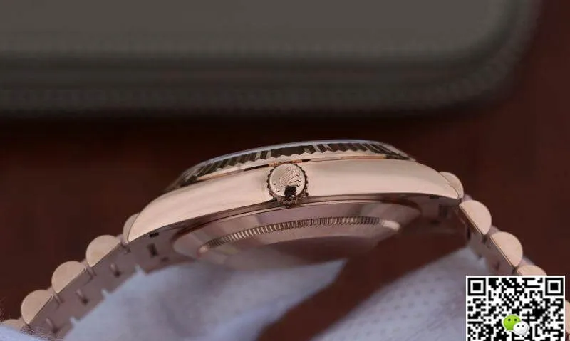 Rolex Day-Date II 228235 EW Factory 1:1 Best Edition Replica Watch Swiss ETA3255 Rose Gold Dial