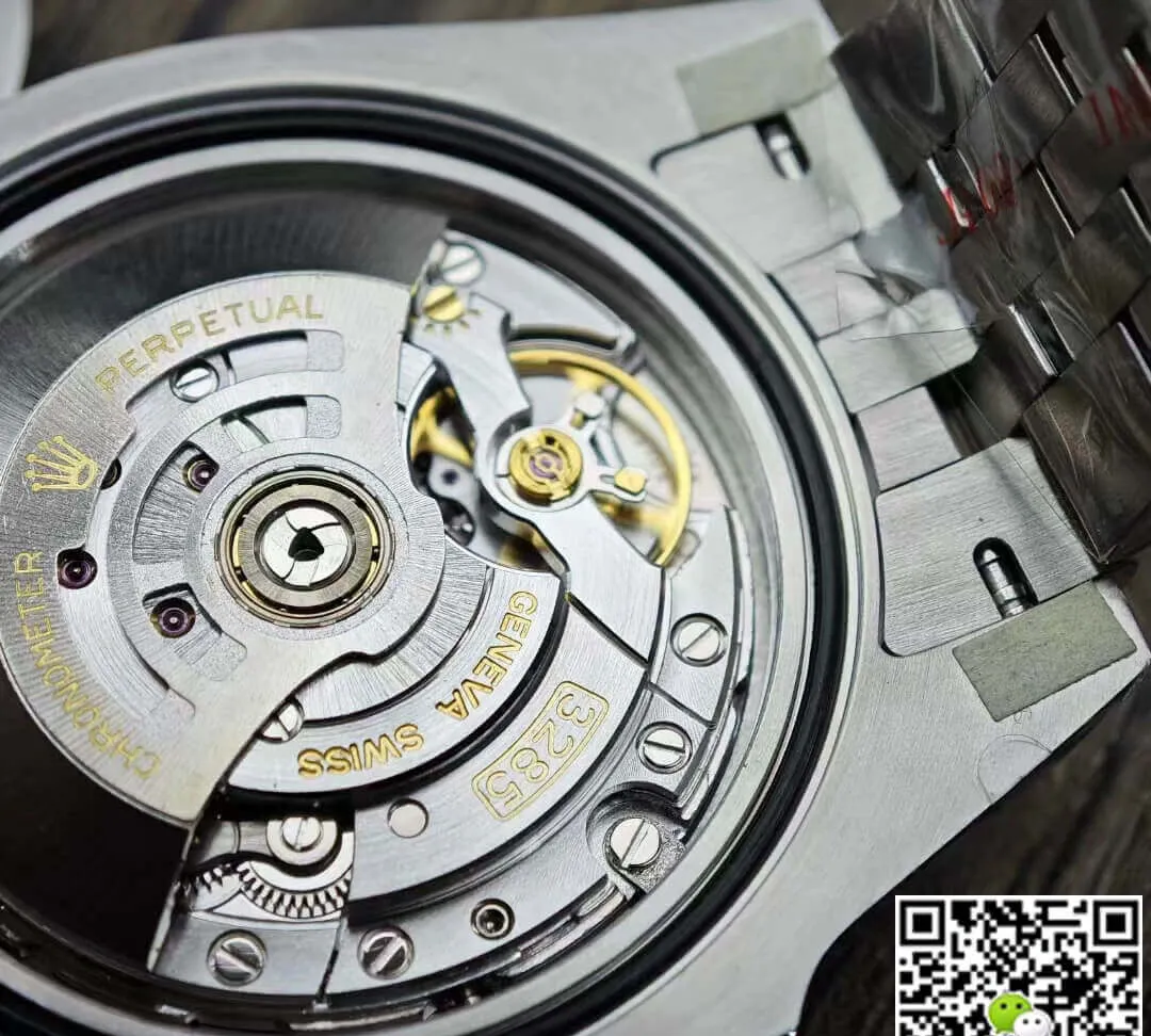 Rolex GMT Master II M126710BLNR-0002 Clean Factory 1:1 Best Edition Replica Watch V3 Silver Strap