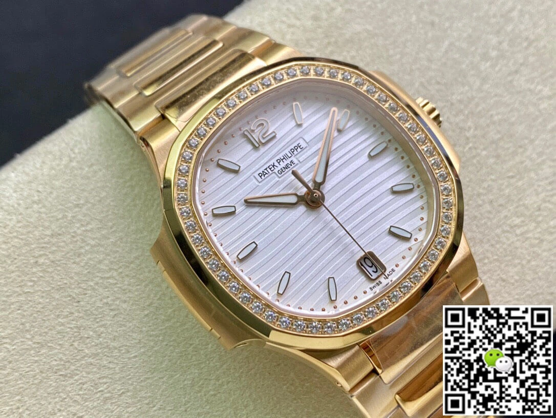 Patek Philippe Nautilus Ladies 7118 1200R-001 3K Factory 1:1 Best Edition Replica Watch Diamond-Set Bezel