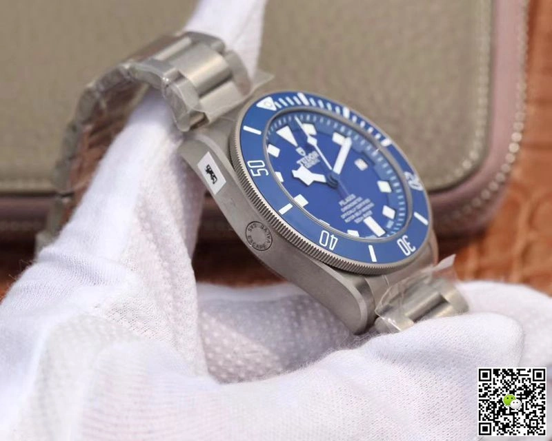 Tudor Pelagos M25600TB-0001 XF Factory 1:1 Best Edition Replica Watch V4 Stainless Steel Strap