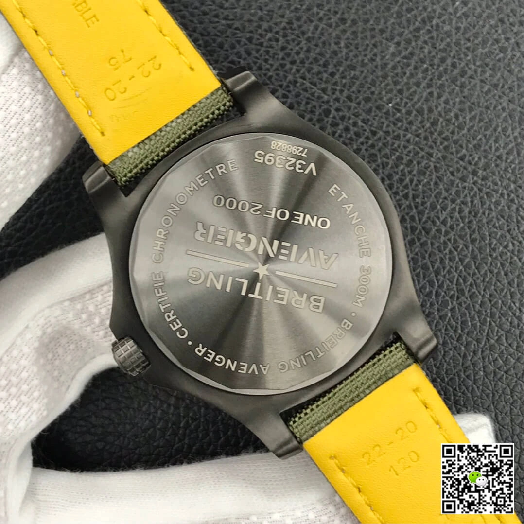 Breitling Avenger Automatic GMT 45 Night Mission V323952A1L1X1 GF Factory 1:1 Best Edition Replica Watch Green Dial
