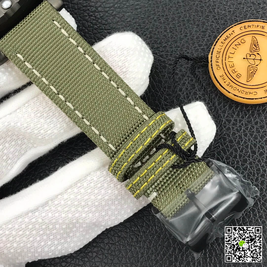 Breitling Avenger Automatic GMT 45 Night Mission V323952A1L1X1 GF Factory 1:1 Best Edition Replica Watch Green Dial