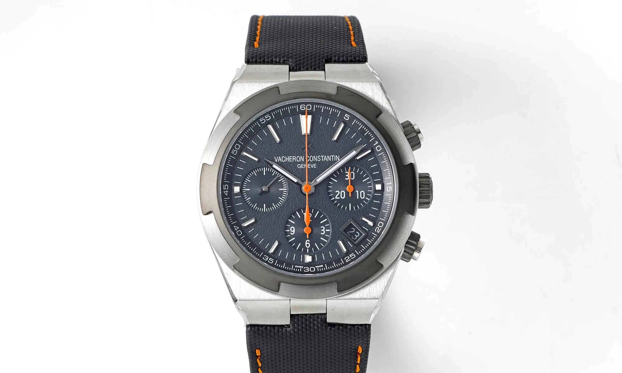 Vacheron Constantin Overseas 5510V 000T-B923 8F Factory 1:1 Best Edition Replica Watch V2 Black Strap