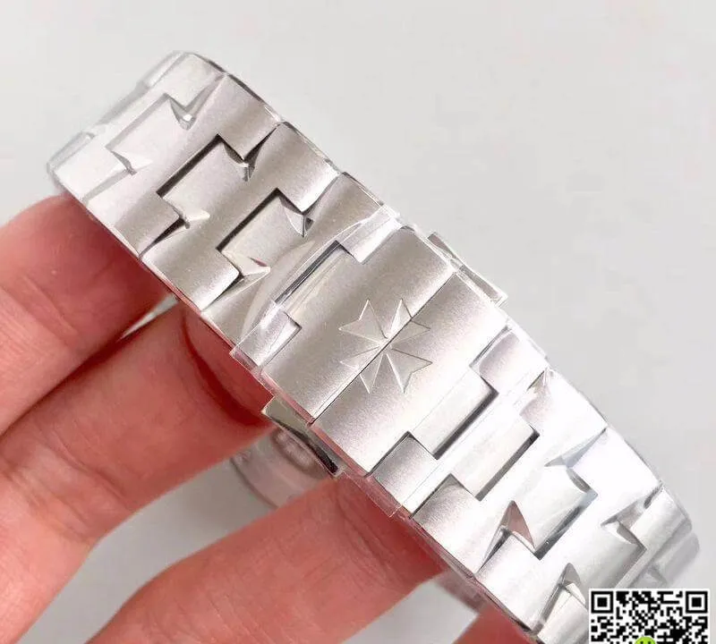Vacheron Constantin Overseas P47040 000A-9008 JJ Factory 1:1 Best Edition Replica Watch Swiss ETA9015