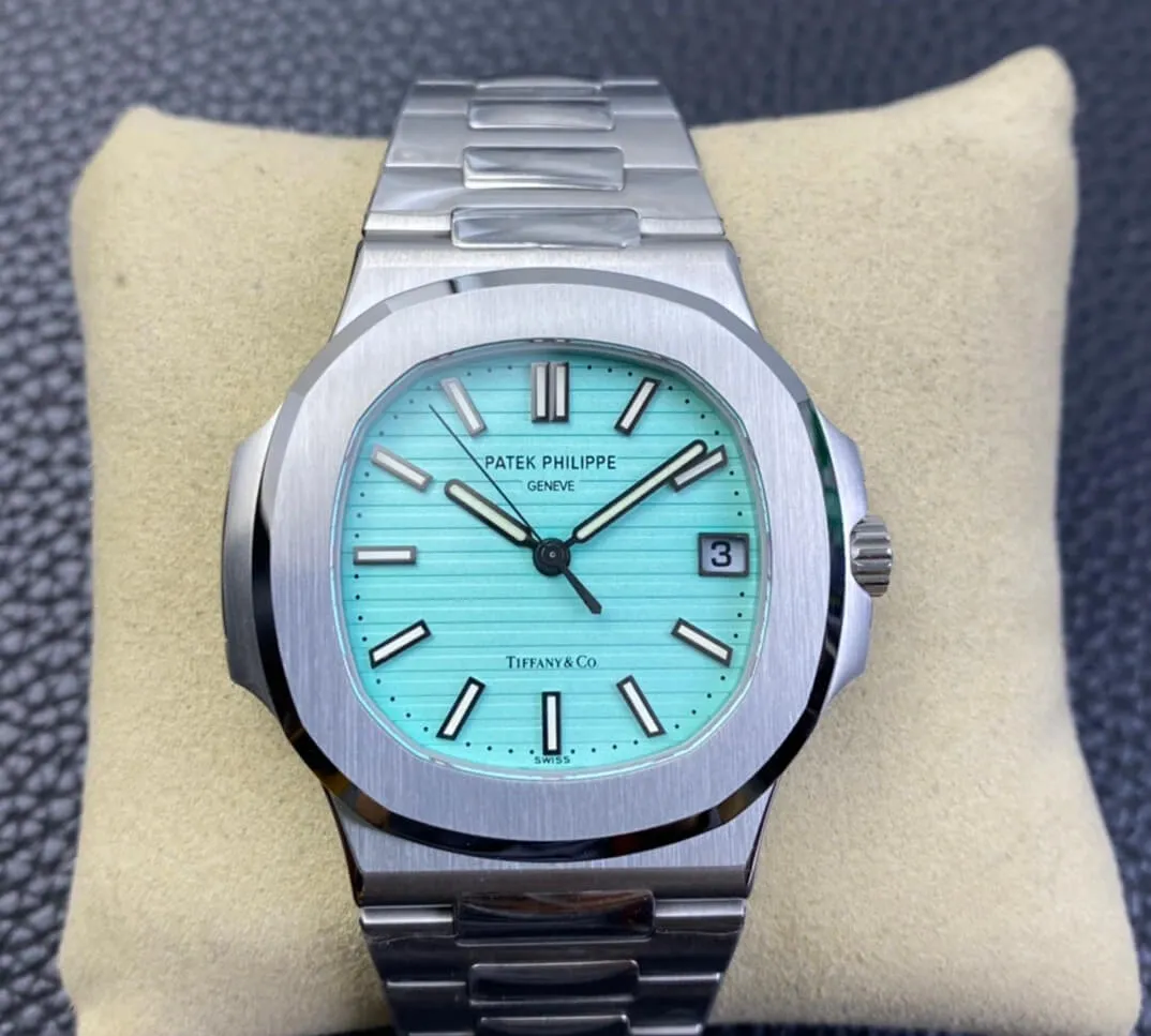 Patek Philippe Nautilus 5711 1A-018 3K Factory 1:1 Best Edition Replica Watch Blue Dial
