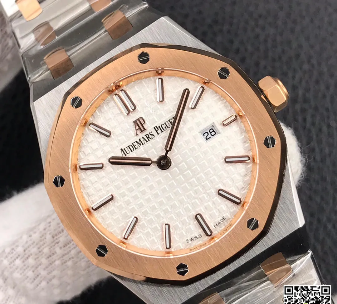 Audemars Piguet Royal Oak 67650 33MM JF Factory 1:1 Best Edition Replica Watch Gold Bezel