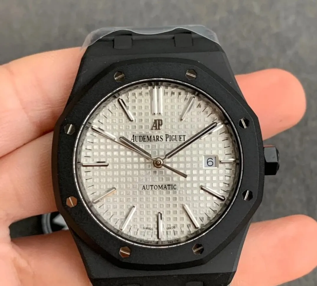 Audemars Piguet Royal Oak 15400 DLC Version ZF Factory 1:1 Best Edition Replica Watch Black Case