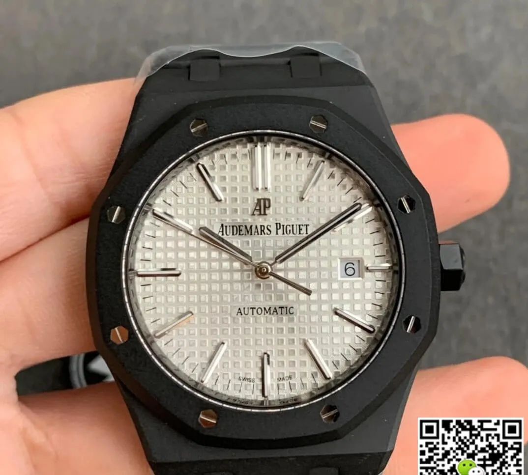 Audemars Piguet Royal Oak 15400 DLC Version ZF Factory 1:1 Best Edition Replica Watch Black Case