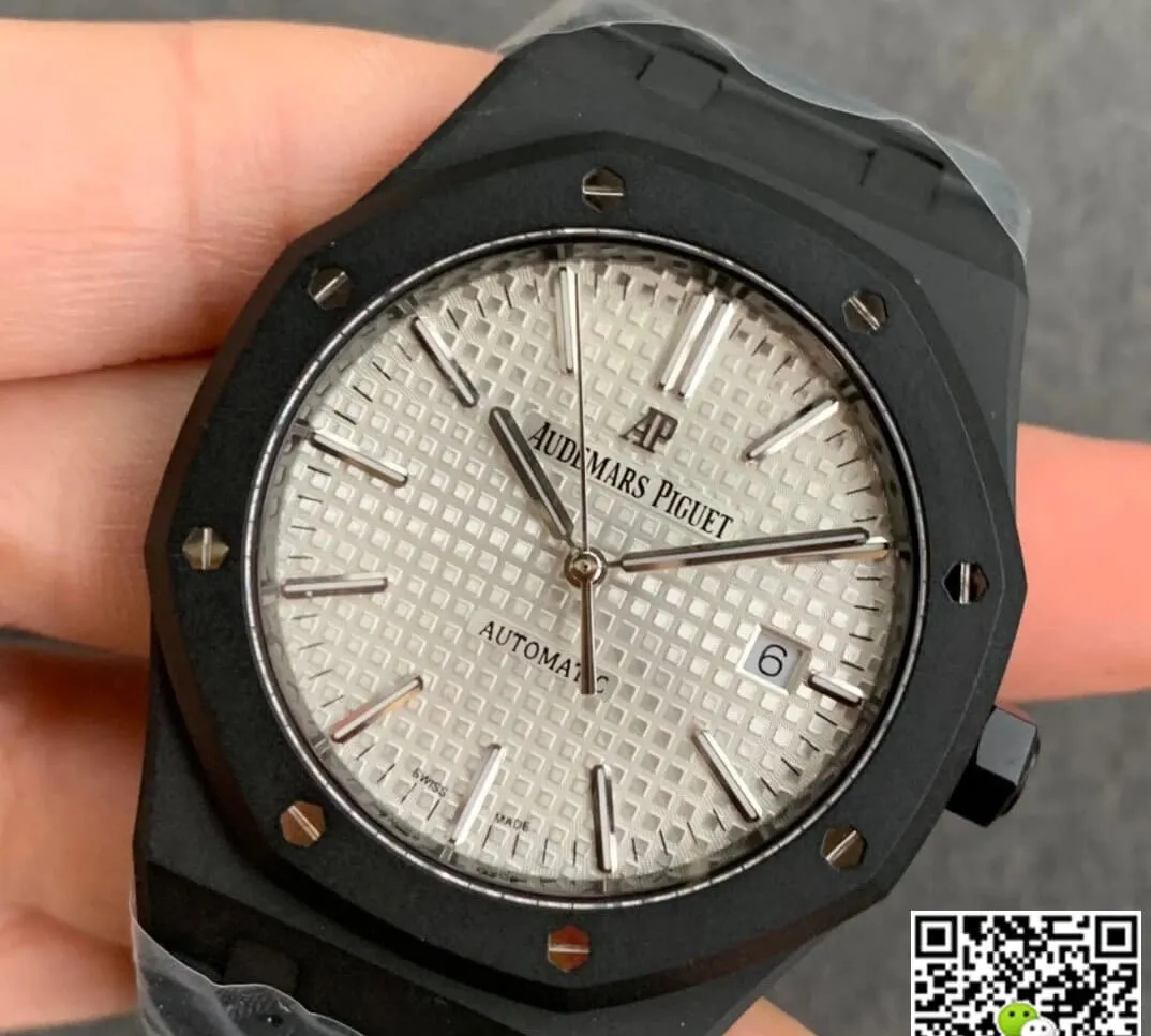Audemars Piguet Royal Oak 15400 DLC Version ZF Factory 1:1 Best Edition Replica Watch Black Case