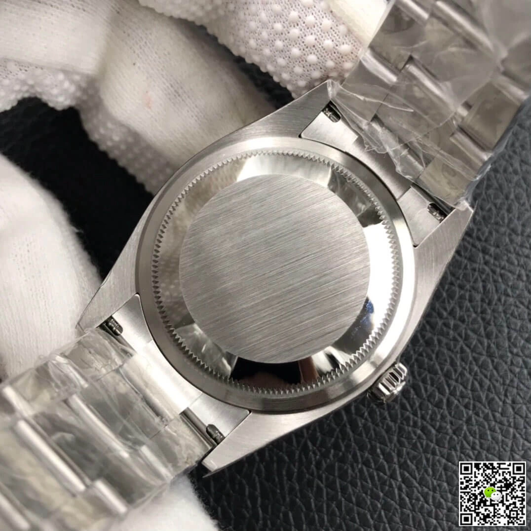 Rolex Oyster Perpetual M126000-0005 36MM EW Factory 1:1 Best Edition Replica Watch Green Stainless Steel Dial