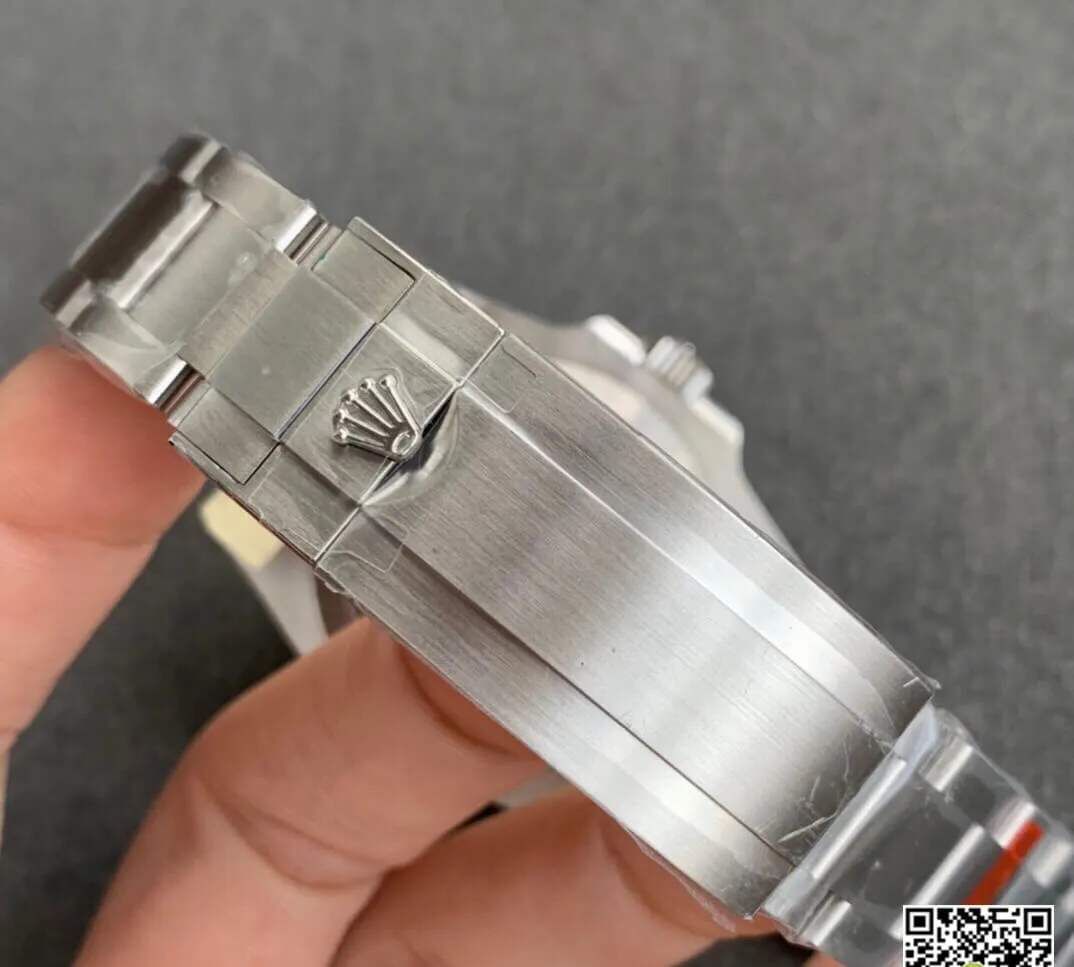 Rolex Submariner 116610LV 40MM ZZ Factory 1:1 Best Edition Replica Watch V2S Stainless Steel Strap