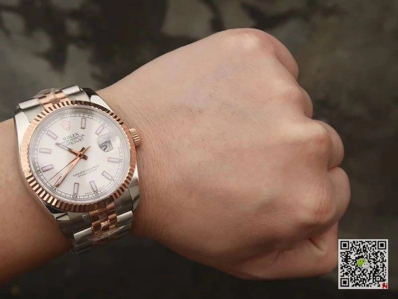 Rolex Date-Just 126233 36mm GM Factory 1:1 Best Edition Replica Watch 18K Gold Wrapped Swiss ETA3135