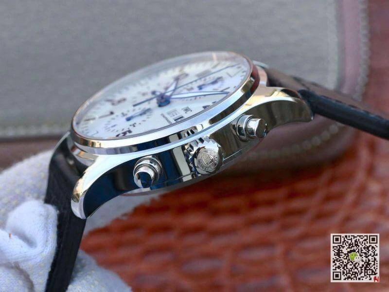 IWC Pilot Chronograph IW377725 ZF Factory 1:1 Best Edition Replica Watch Swiss ETA7750 Leather Watch Strap