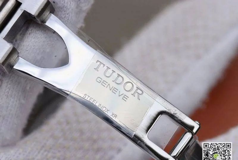 Tudor Heritage Black Bay M79030N-0001 ZF Factory Men Watches 1:1 Best Edition Replica Watch Swiss ETA2824-2