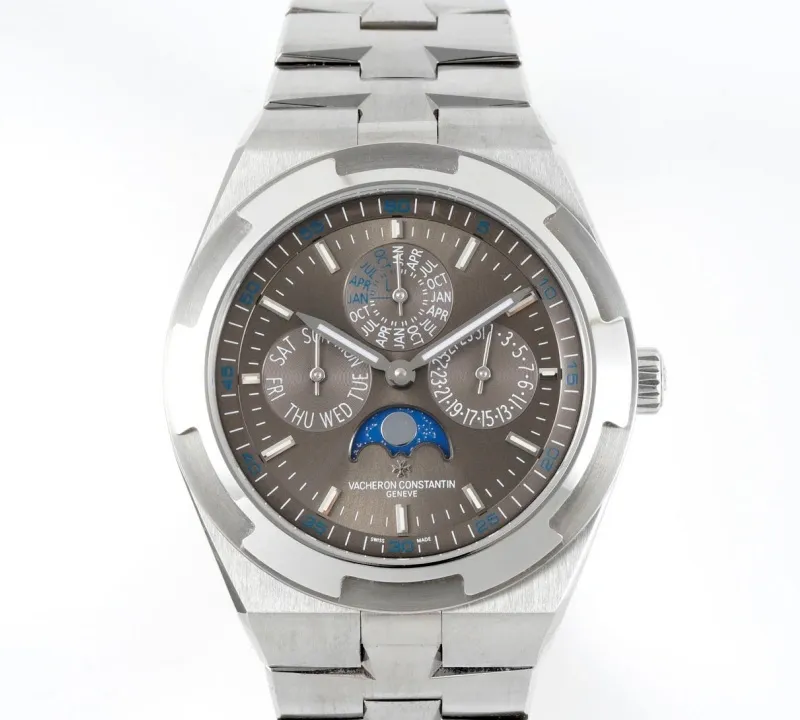 8F Factory Vacheron Constantin 4300V-120G-B102 1:1 Best Edition Replica Watch