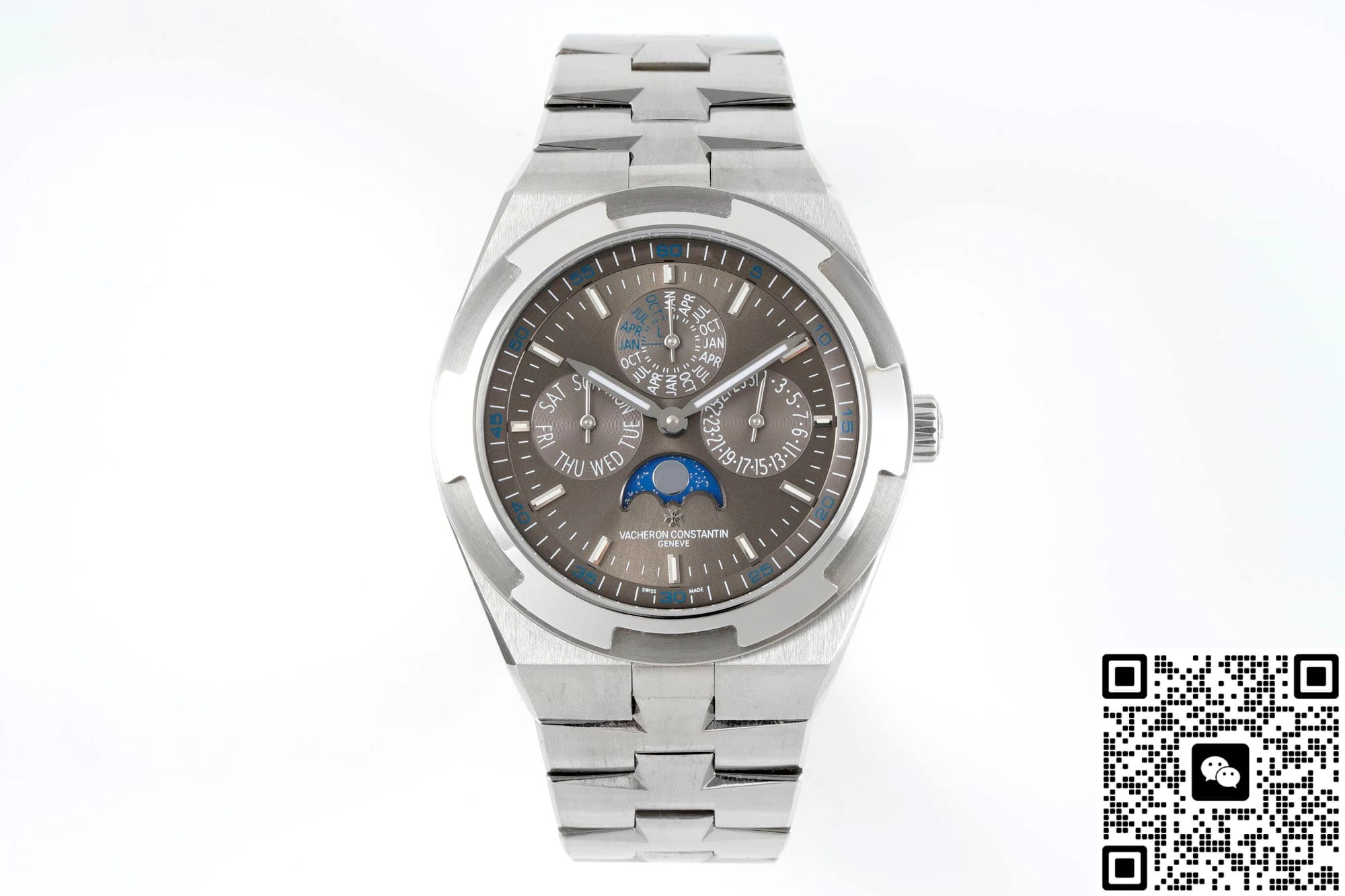 8F Factory Vacheron Constantin 4300V-120G-B102 1:1 Best Edition Replica Watch