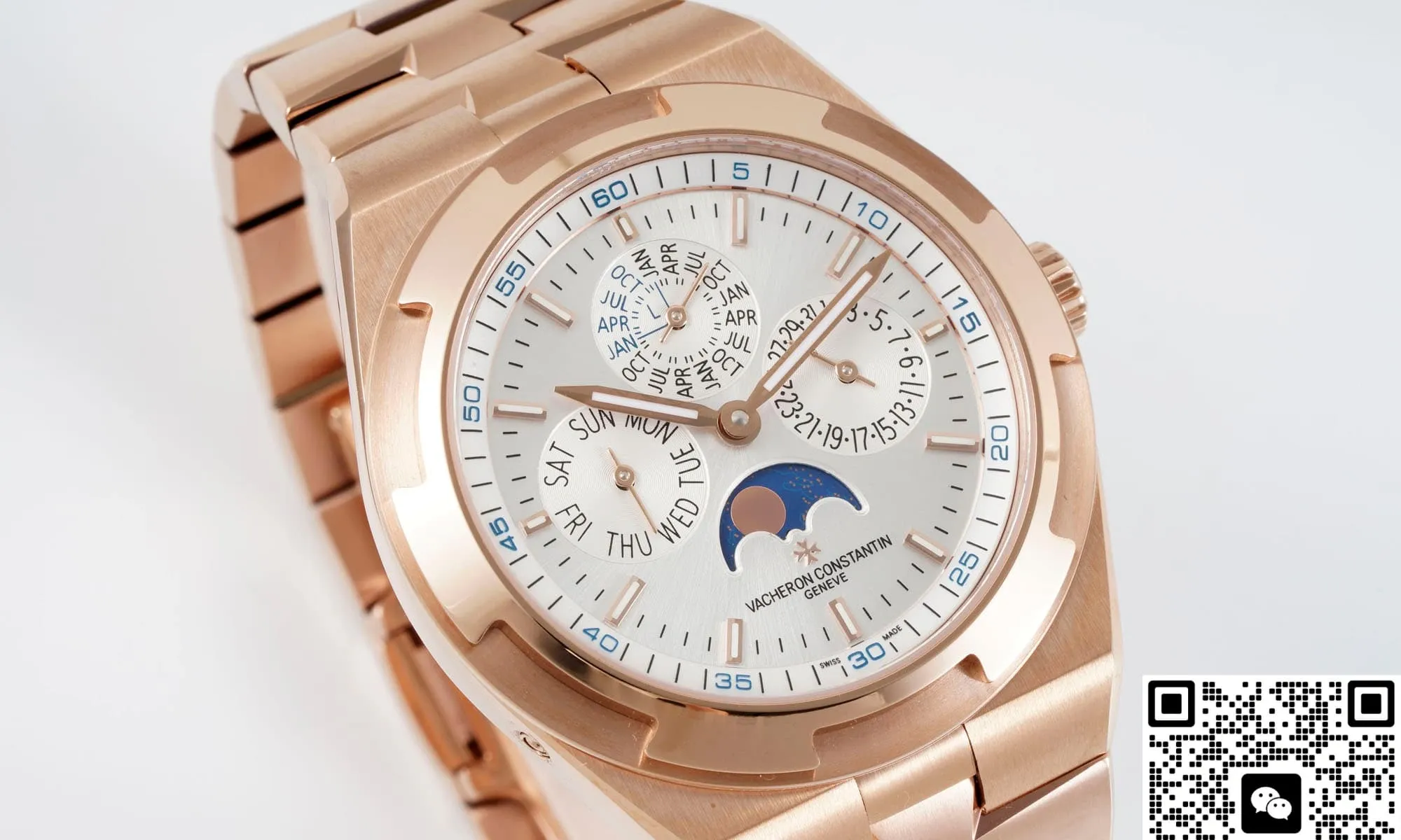 8F Factory Vacheron Constantin 4300V-220R-B064 1:1 Best Edition Replica Watch