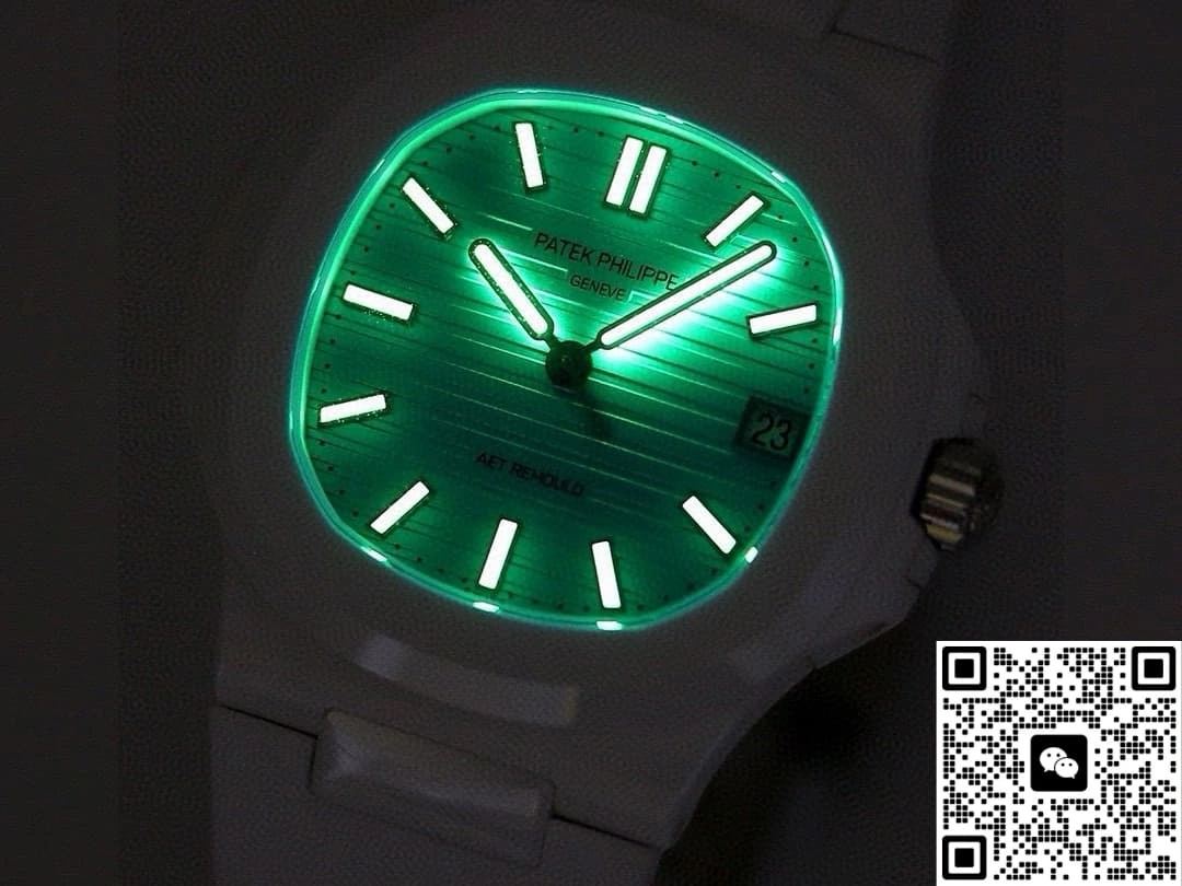 AET Factory Patek Philippe 5711 Date display 1:1 Best Edition Replica Watch