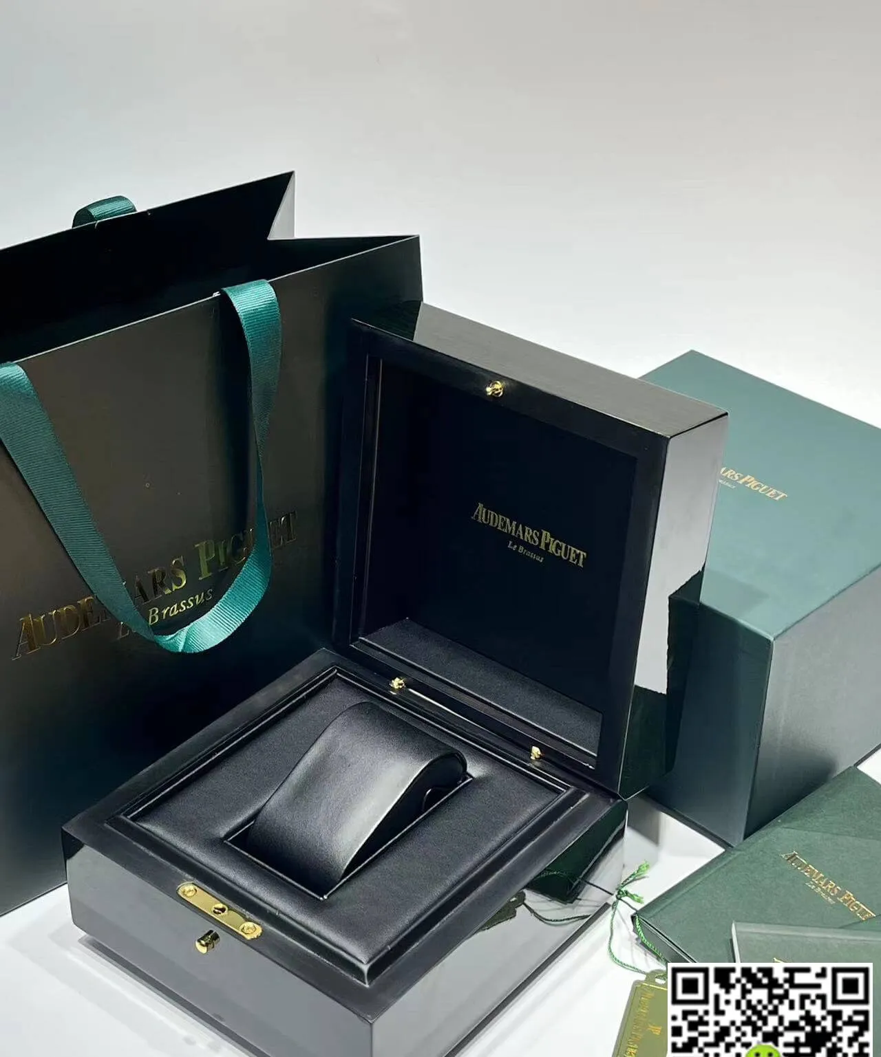 Audemars Piguet 1:1 Best Edition Replica Watch Box