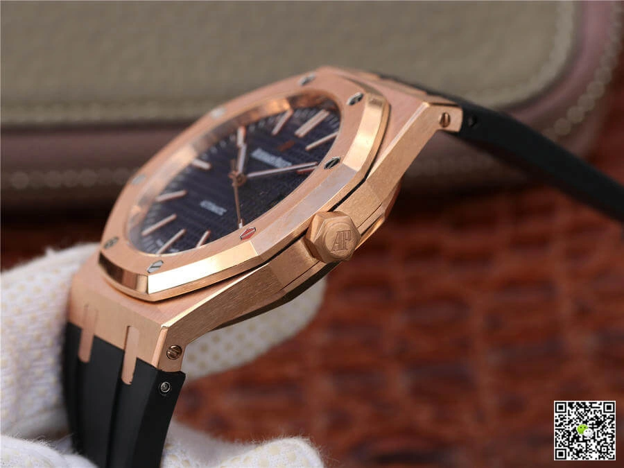 Audemars Piguet Royal Oak 15400 1:1 Best Edition Replica Watch Blue Dial