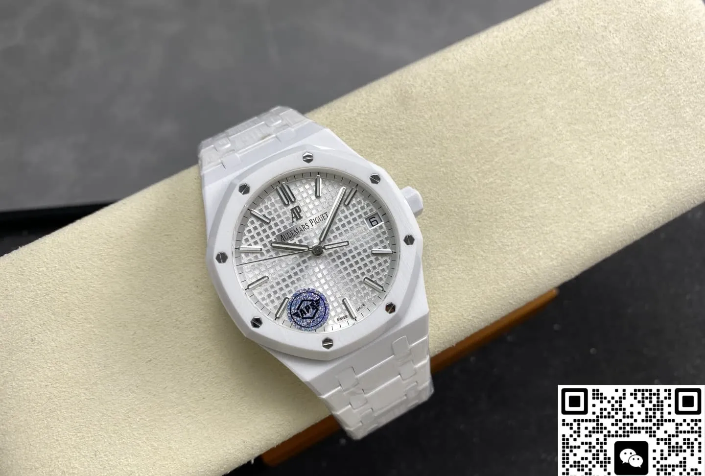 APS Factory Audemars Piguet Royal Oak 15500 Silvery white dial 1:1 Best Edition Replica Watch