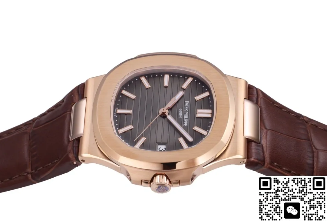 BB Factory Patek Philippe 5711R 1:1 Best Edition Replica Watch
