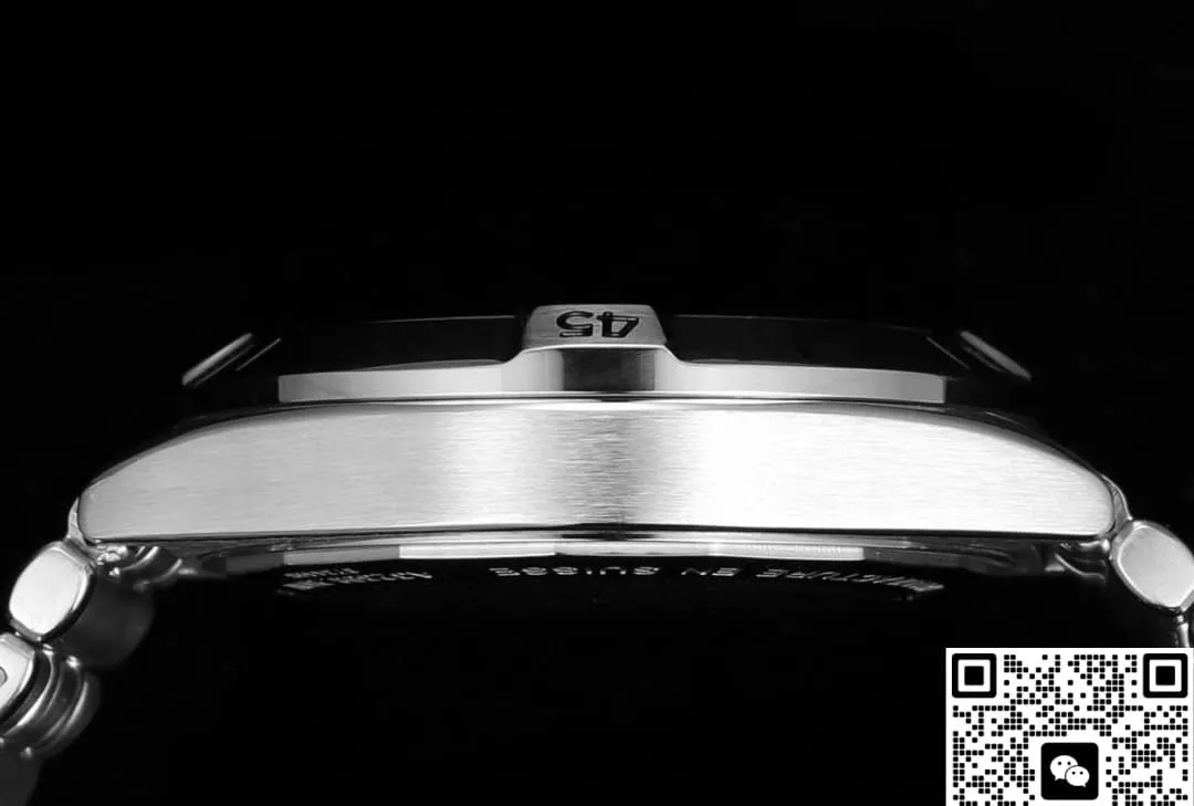 BLS Factory Breitling A323987B1L1A1 1:1 Best Edition Replica Watch